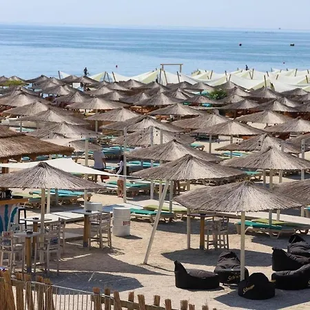 Bora Bora Tomis Mamaia Nord Apartment Navodari